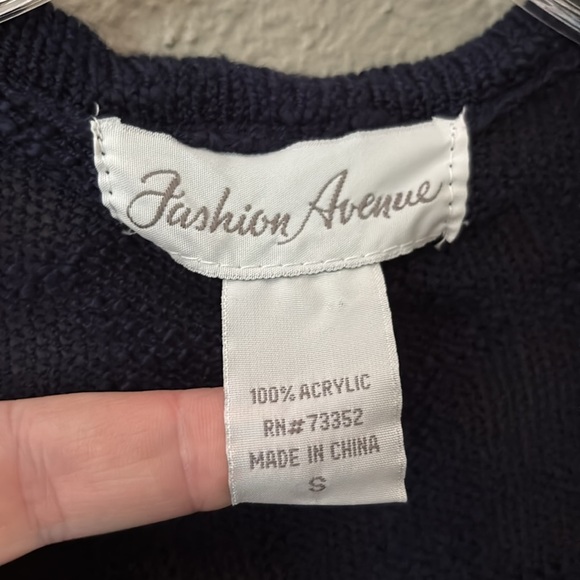 Women’s Fashion Avenue Knit Crop Open Cardigan, Navy Blue, Small - Picture 3 of 4